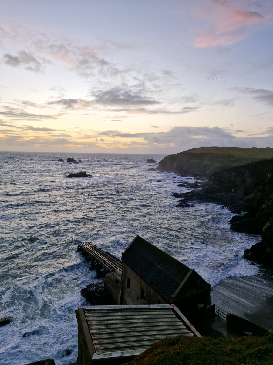 BMGBRGO's tweet photo. Thank you #Cornwall for another lovely view @nationaltrust #Lizardpoint Southernly most point in England https://t.co/vefZmLbZE4