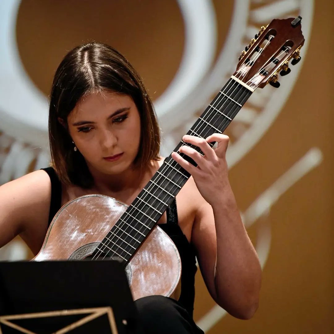 #CertamenLlobet 2023
#Guanyadors #Ganadores #Winners 👇
🥇Belmin Okanovic 🇧🇦
🥈Jehee Lee 🇰🇷
🥉Émilie Fend 🇫🇷
Premi Llobet: Daniel Salceda 🇲🇽
Premi CAT: Desert
Premi Públic: Jehee Lee
Premi Honorífic: Jorge Cardoso 🇦🇷
#guitar #guitarcompetition #llobet