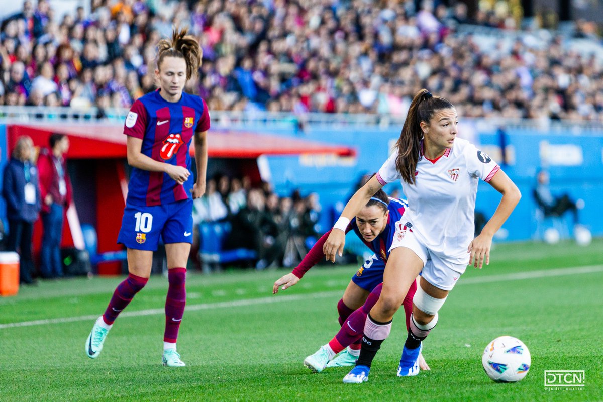 💬 El FC Barcelona desmonta al Sevilla FC (8-0)
⚽️ Salma Paralluelo (x4), Hansen, Mariona (×2), Torrejón
🃏 Primer POKER (en menos de 45 min.) de la zaragozana en el futbol

📷 <a href="/judit_cartiel/">Judit Cartiel</a>
#LigaF #FCBarcelona #SevillaFC