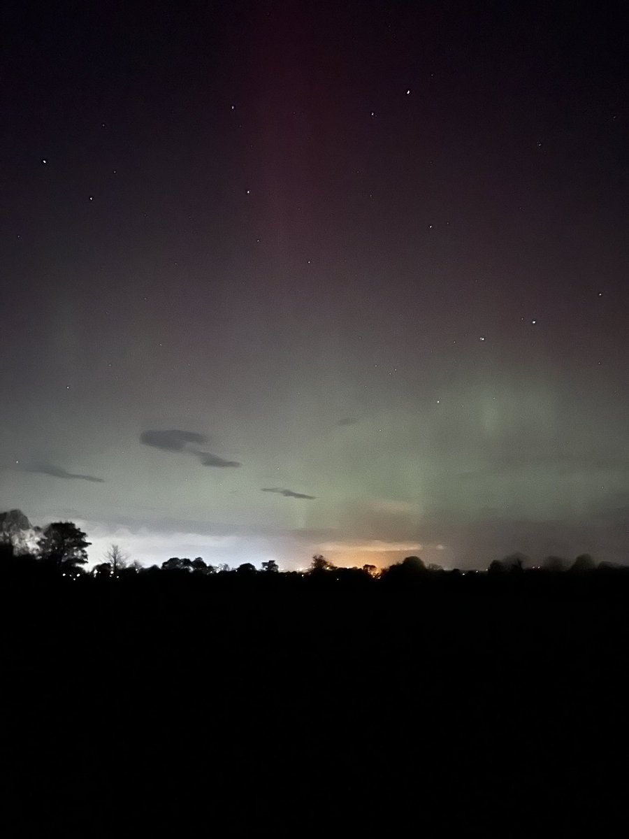 Aurora borealis over Ballymoney #magical <a href="/barrabest/">Barra Best</a> <a href="/VisitCauseway/">Visit Causeway Coast & Glens</a> @BMoneybubble <a href="/BmoneyChronicle/">Ballymoney Chronicle</a> <a href="/LoveBallymena/">Love Ballymena</a>