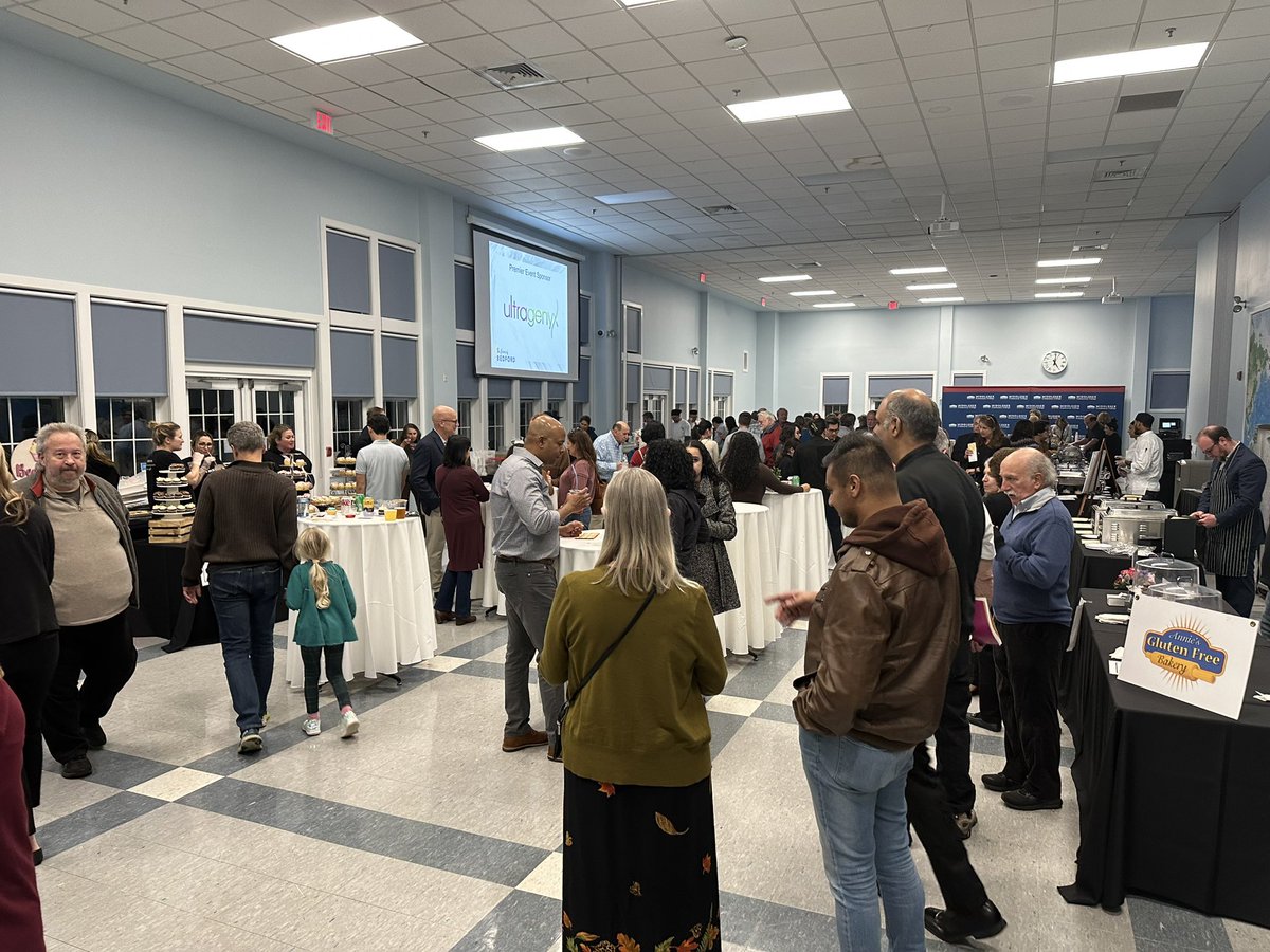 Great evening <a href="/middlesex_cc/">MiddlesexCommCollege</a> <a href="/mcc_cet/">Corporate & Community Education at Middlesex CC</a> celebrating the Taste of Bedford! Thank you <a href="/BEDFORDMCHAMBER/">Bedford Area Chamber</a> <a href="/BedfordMAGov/">Town of Bedford, MA</a> <a href="/MattHansonMA/">Matthew Hanson</a> <a href="/RepKenGordon/">@repkengordon</a> <a href="/BophaMalone/">Bopha Malone</a> #community #restaurant #Bedford