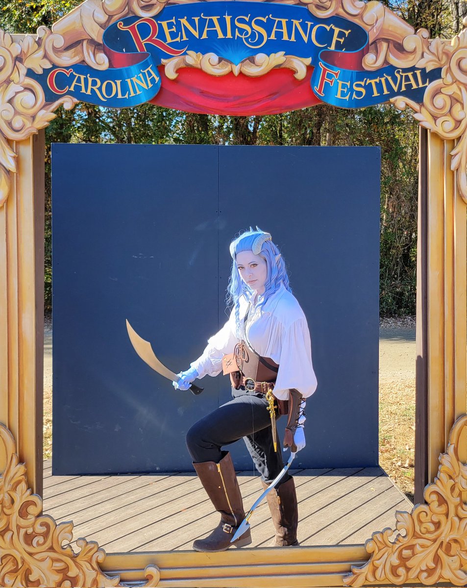 I brought out the Tiefling yesterday for the pirate-themed weekend!
#CarRenFest #SweepstakesEntry @1065TheEnd