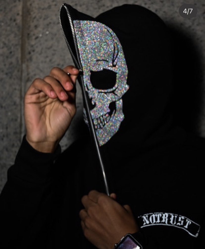 NTBANDIIT's tweet photo. 🔥FULL ZIP UPS LOADING… https://t.co/N6XJib2YeV