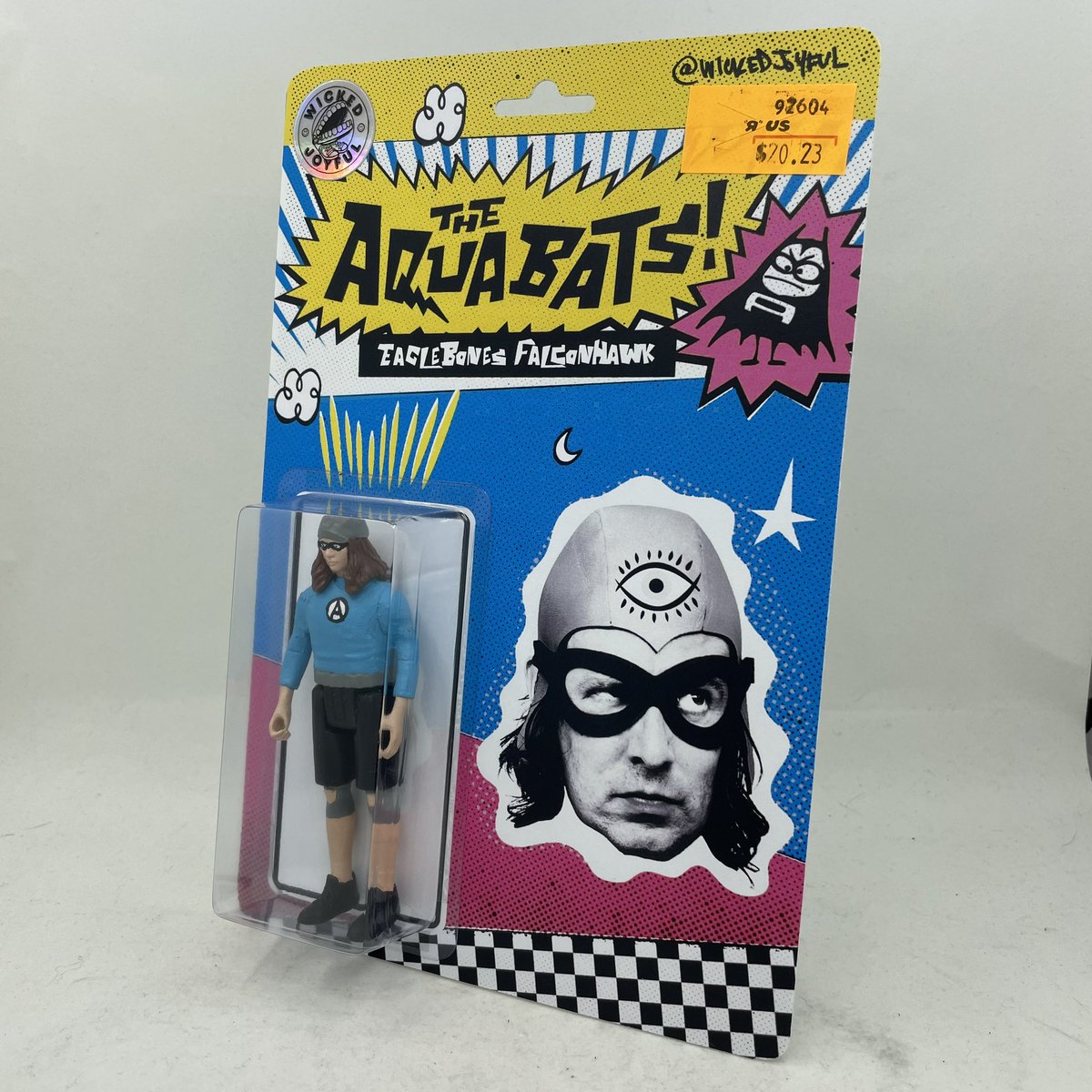 I made this custom, one of a kind, Eaglebones Falconhawk action figure! I wrote a backstory about it on my Instagram. Check it out!

<a href="/ianwfowles/">Ian Fowles</a> <a href="/TheAquabats/">THE AQUABATS!</a> #theaquabats