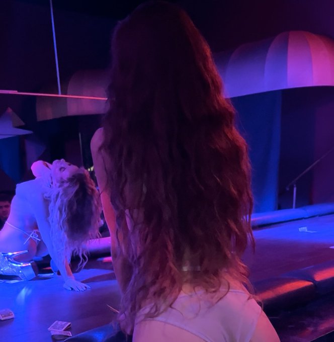 Day 4 the last day time to go home happy the girls and fans @CenterfoldsSac had me so turned on 🔥   (PS