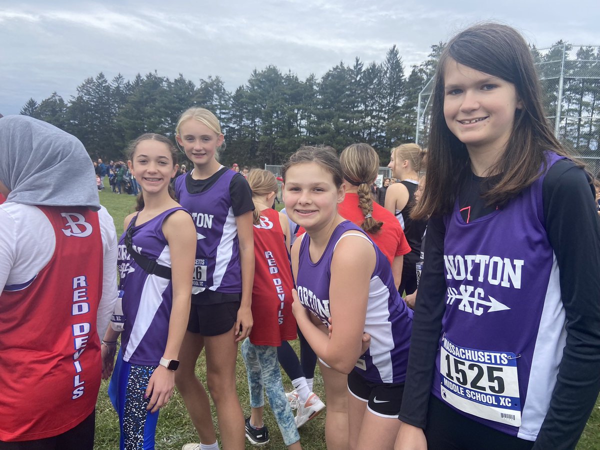 Great job by 21 of our NMS XC athletes at the State Championship races!  Even had an 11th place finish in 7th grade girls division! @NortonMiddle #NMSLancersLead