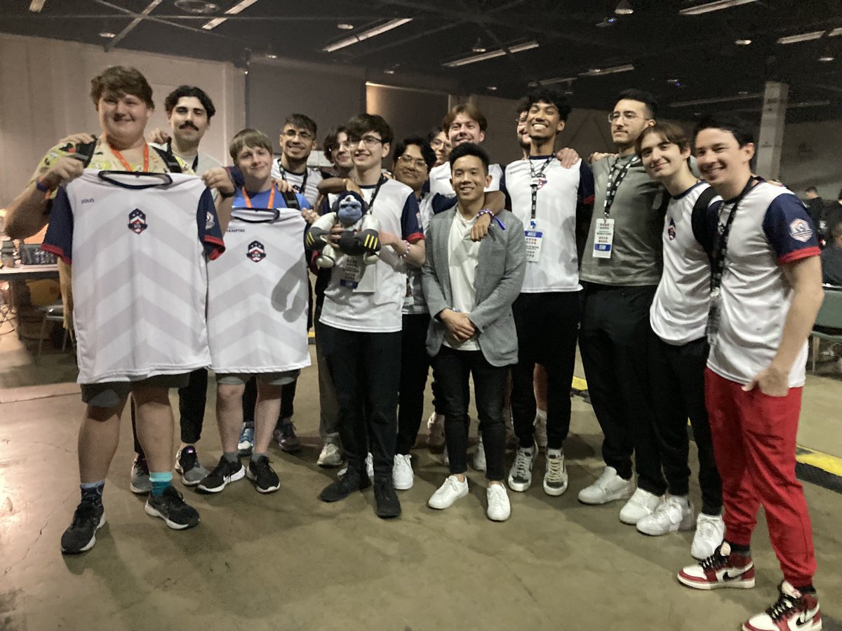 Highlight = Team USA showing up for a few of the Make a Wish kids. Gifting them jerseys, a signed chair and playing match with them. I’m sure it was an awesome experience for those medically fragile kids.