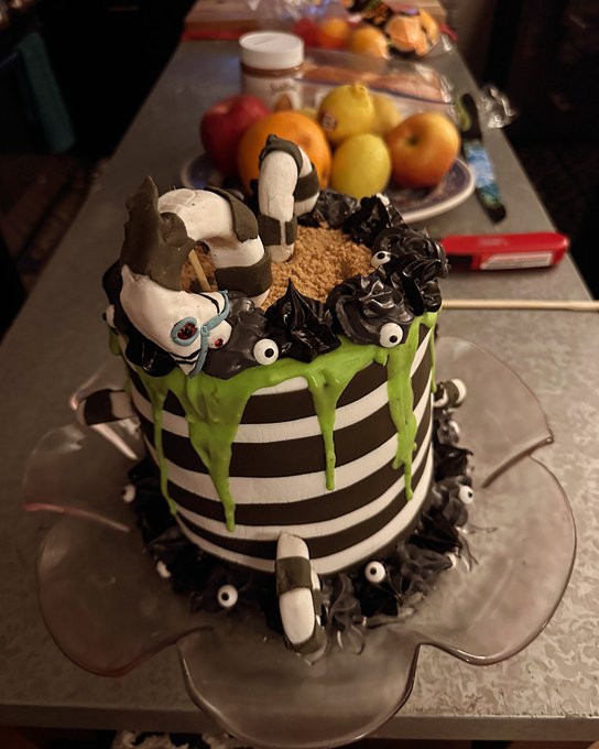 My friend made me a beetlejuice cake https://t.co/ITzYRqkdcb<a href="/tag/panties"class="tags"><span>#panties</span></a><a href="/tag/gooners"class="tags"><span>#gooners</span></a><a href="/tag/baileyjay"class="tags"><span>#baileyjay</span></a>