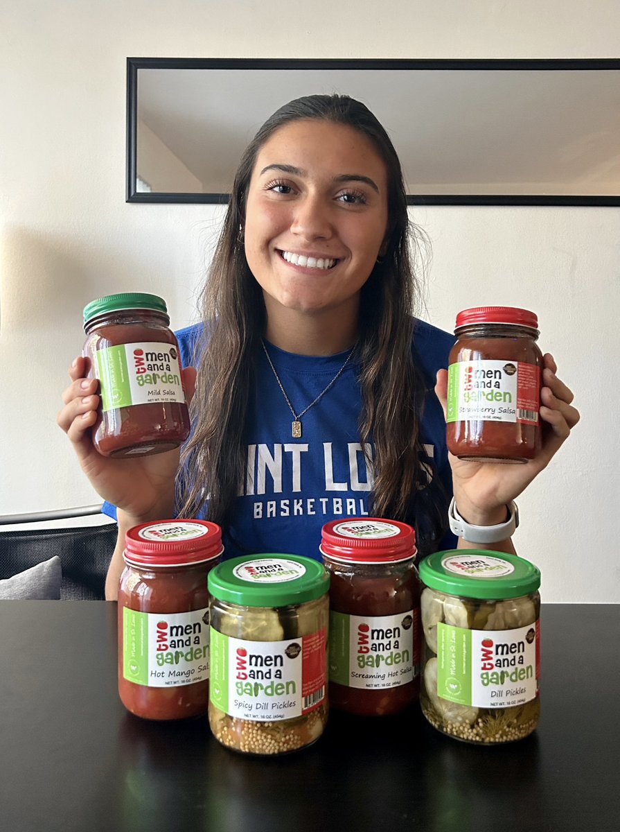 J_Martinez1229's tweet image. Do you love Pickles &amp;amp; Salsa? @2MenSalsa has the best! Try my favorites - spicy dill pickles &amp;amp; hot mango salsa, it won't disappoint! Look for them at all STL grocery stores as well as Whole Foods in the Chicagoland area. Use the code “Julia” for free shipping on orders over $25