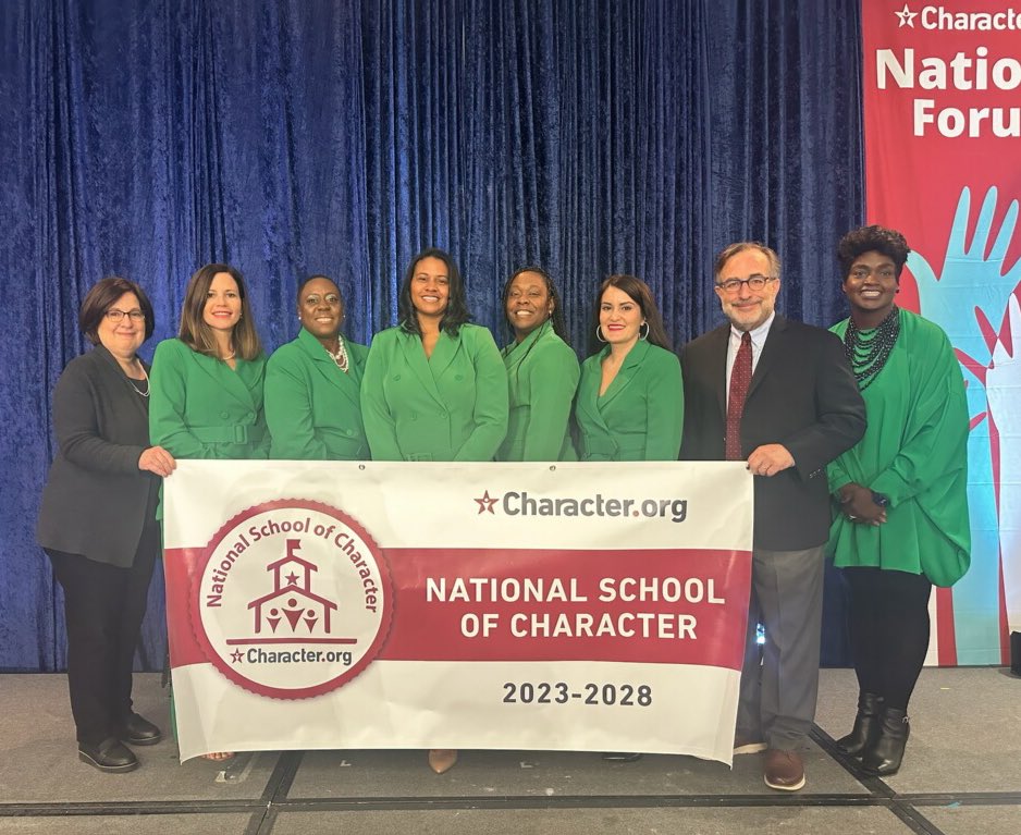LBlevins_'s tweet photo. We are celebrating @TCSSkyland’s National School of Character designation this week at the @CharacterDotOrg International Forum in DC! 🍏 #amazingtothecore https://t.co/vPdBXC1ai1