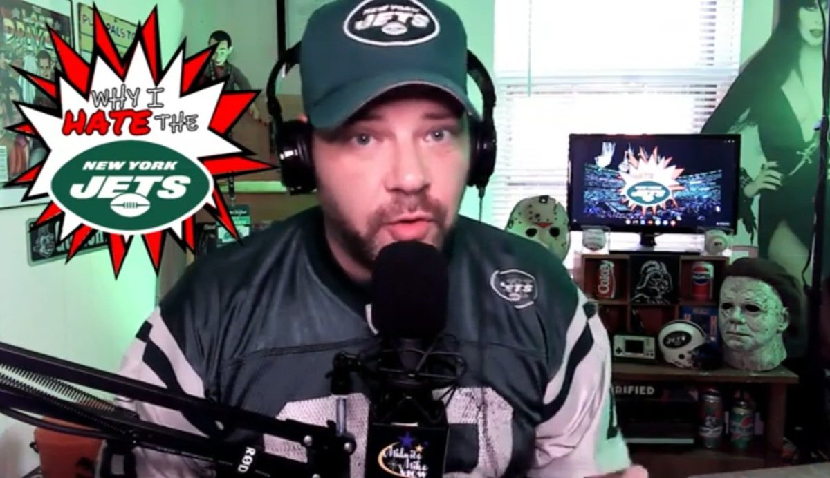 MidniteMikeShow's tweet image. WHY I HATE THE #JETS!
I talk the #Giants and upcoming #Chargers game, praise our kicking unit, and cry over the lost #BrettFavre season.
Take 7 minutes and join me!

Link⤵️
youtu.be/F9mMzFIoz_s?si…

#TakeFlight    #BoltUp    #NFL    #SNF #BUFvsCIN