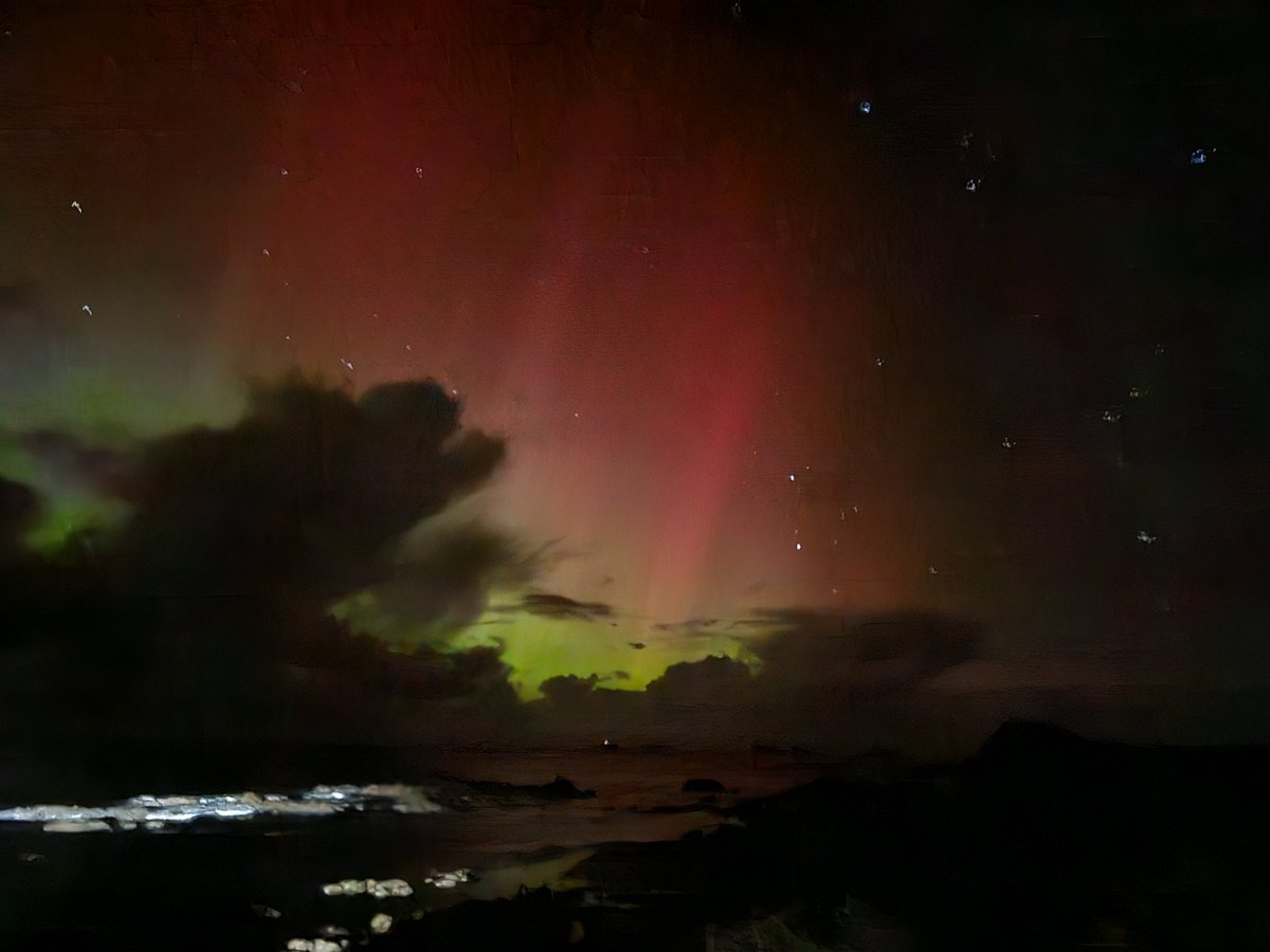 Last night's sky at Malin Head. Even at night, this place is beautiful.  
<a href="/rtenews/">RTÉ News</a> <a href="/donegalpage/">Donegal Page</a> <a href="/DonegalDaily/">Donegal Daily</a> <a href="/InishowenIndo/">Inishowen Independent</a> <a href="/highlandradio/">Highland Radio</a> <a href="/wildatlanticway/">Wild Atlantic Way</a> <a href="/Failte_Ireland/">Fáilte Ireland</a>