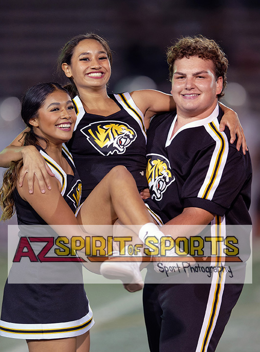 AzSpiritOfSport's tweet photo. MaxPreps coverage of High School Football-Halftime Cheer; 11-03 FB Pinnacle at Saguaro-Halftime Cheer - AzSpiritOfSports; (https://t.co/CxnlhKe1iI); @PinnacleHighPV; @SaguaroSUSD; @MaxPrepsPR; @AzPreps365; @AzSpiritOfSports https://t.co/ByFKKlW8Da