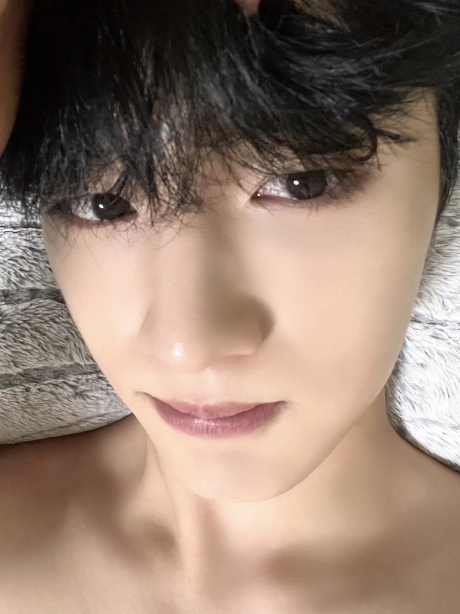 _2kie's tweet photo. refresh ur pinterest four times and save the seventh picture each time &amp; that’s ur aesthetic

listen i cannot make this up https://t.co/bFMSWHkmQS