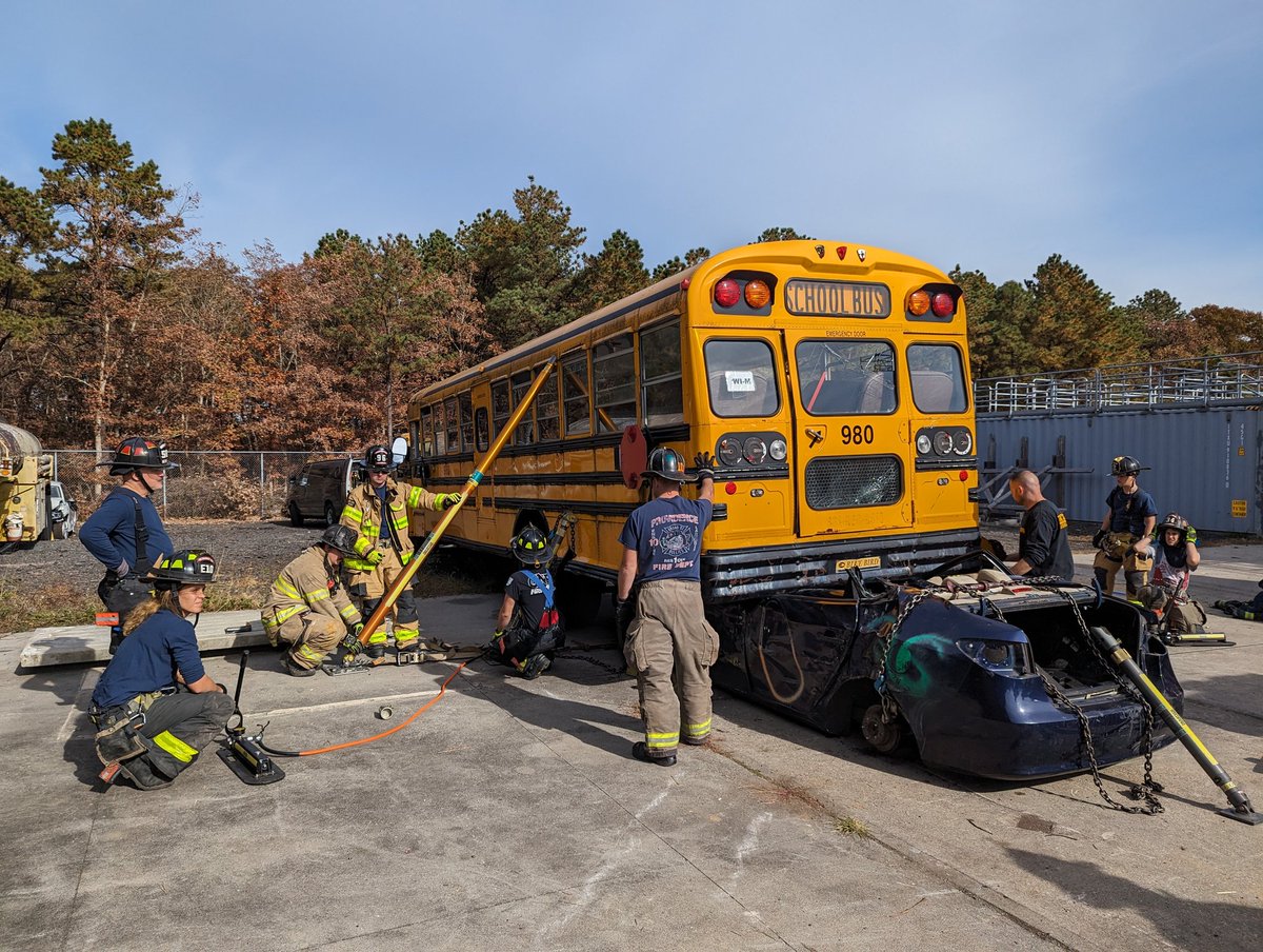 Engineer7601's tweet photo. Some photos from the @joeydfoundation seminar this weekend! https://t.co/g7KBCfcU2O