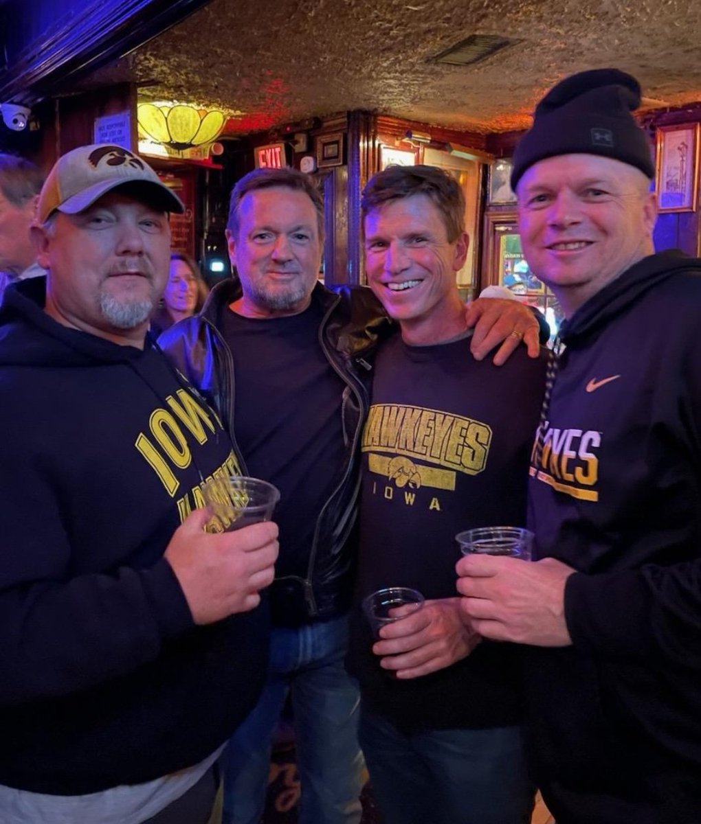 I can confirm that Bob Stoops will NOT be the next offensive coordinator for the Iowa Hawkeyes!