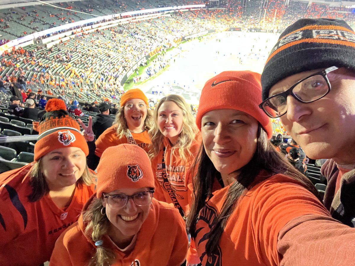 cindykkd's tweet photo. #Rulethejungle 
WHO DEY!!! https://t.co/JZIqxyH2cE