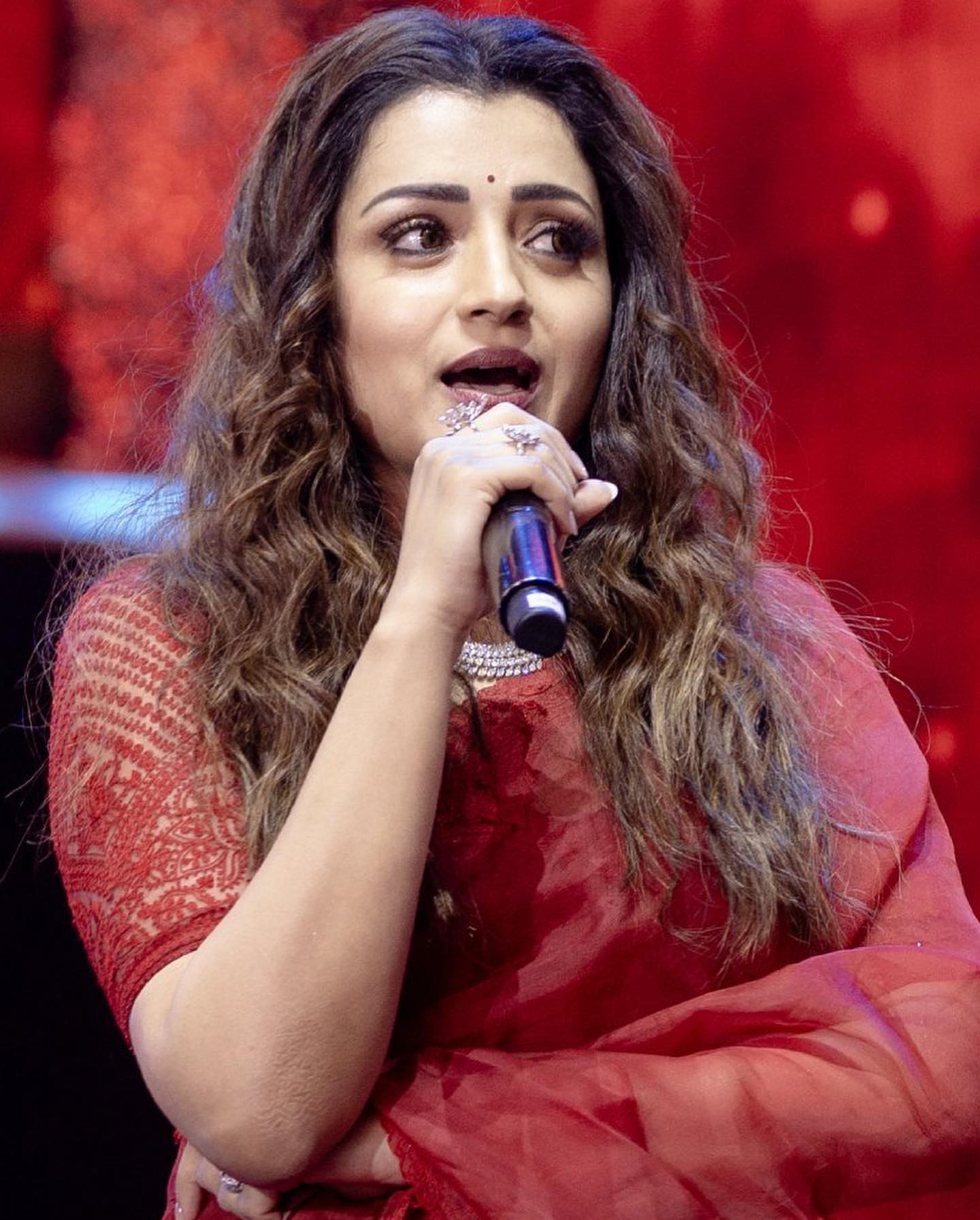 F-Nic_uagAA4WSd?format=jpg&name=large