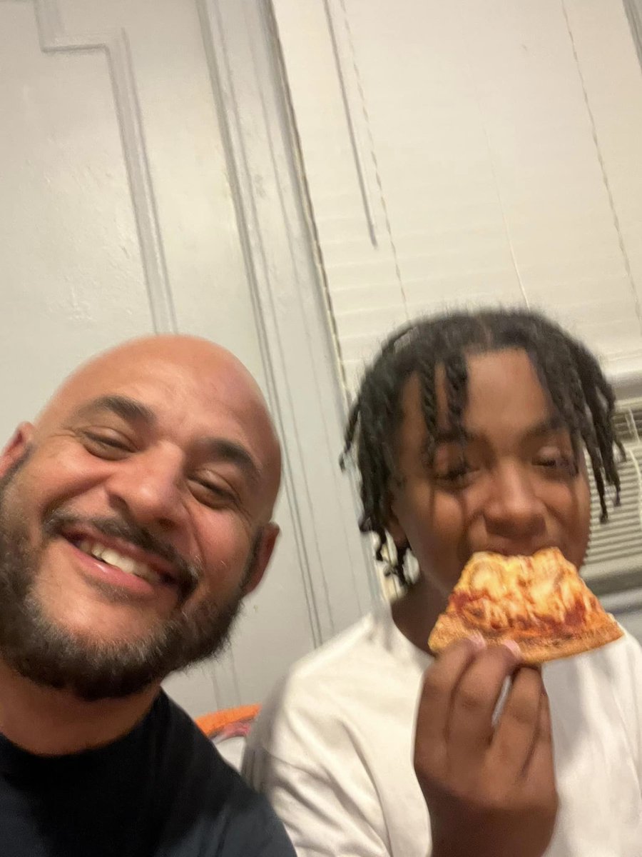 You know what time it is.

#FridayNightPizzaNight Recap 💪🏾
The Saturday post 25 point game edition.
Go follow me on IG for video highlights @DevonBandison

#Fatherhood Is Leadership