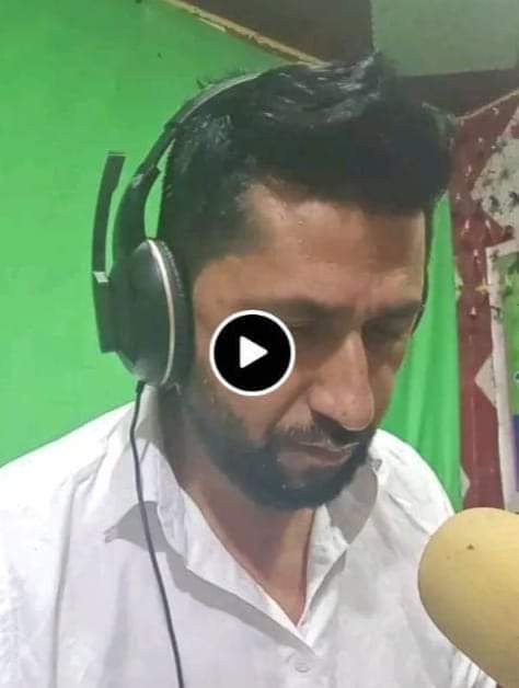 प्राण बचाउन छट्पटाइरहेका जनतालाई रबिले रेडियोमा बोलेको सुन्ने फुर्सद होला र? बरु हातमा एक बोतल पानि लगेर भए पनि पिडितहरुको उद्दारमा खटिनुपर्ने होइन र? यो चटके रबिलाई विस्वास गर्ने भेडाहरु कस्ता होलान् 🤔☝️☝️
सबै स्टन्ट न हो Rabi Lamichhane को??