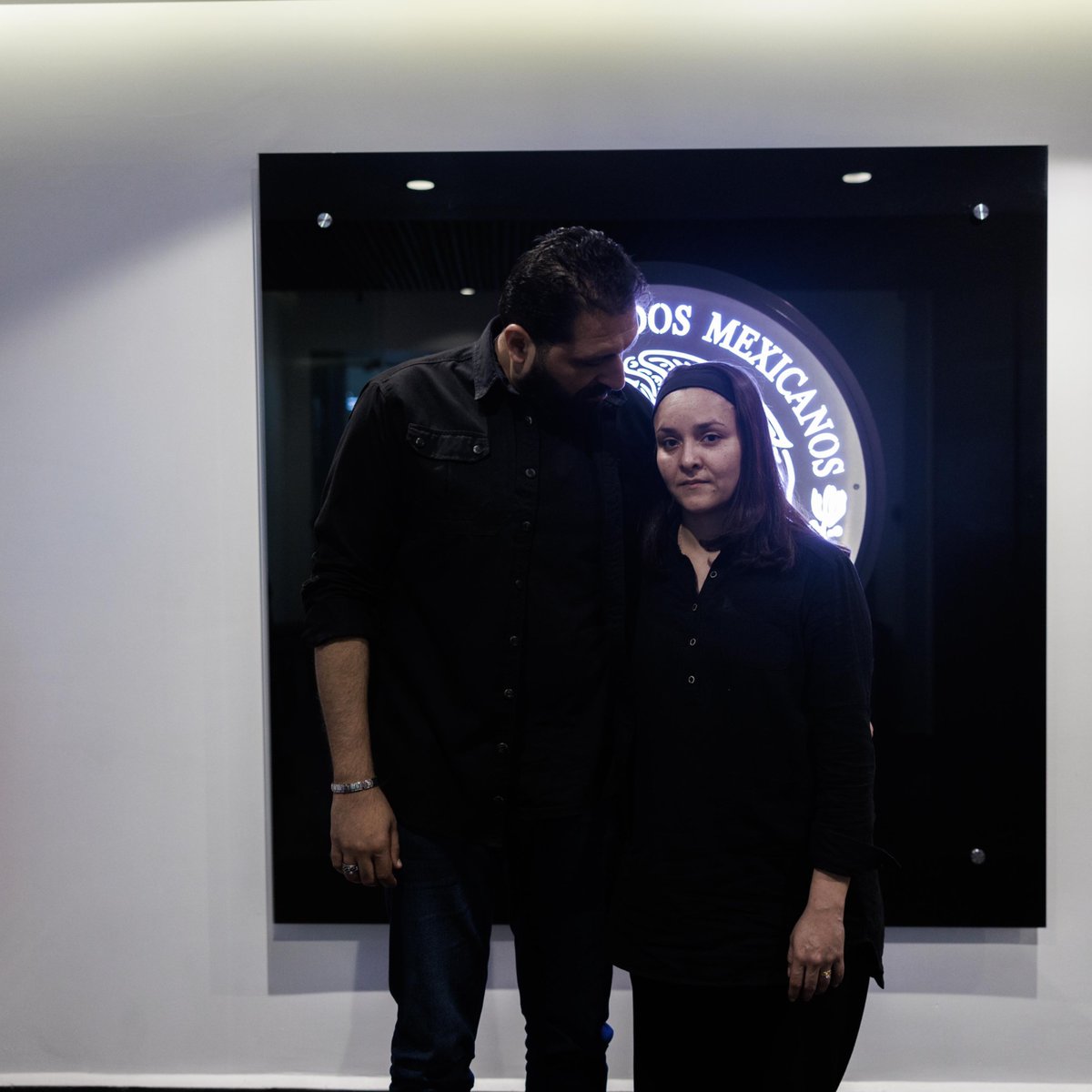 📸 La mexicana Barbara Lango, en compañía de su esposo, ya se encuentra en territorio mexicano, a través del apoyo encabezado por la canciller <a href="/aliciabarcena/">Alicia Bárcena</a> y brindado por <a href="/EmbaMexIsr/">Embamex Israel</a>, <a href="/EmbaMexEgipto/">Embajada México en Egipto</a> y el equipo de #ProtecciónConsularMX de <a href="/SRE_mx/">Relaciones Exteriores</a>, para salir segura de la Franja