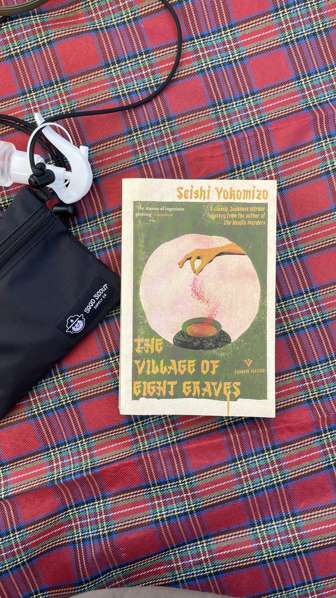 litfaerie's tweet photo. november 1 and 2 reads ✨
different cemetery, different books https://t.co/POwCoZ0pjW