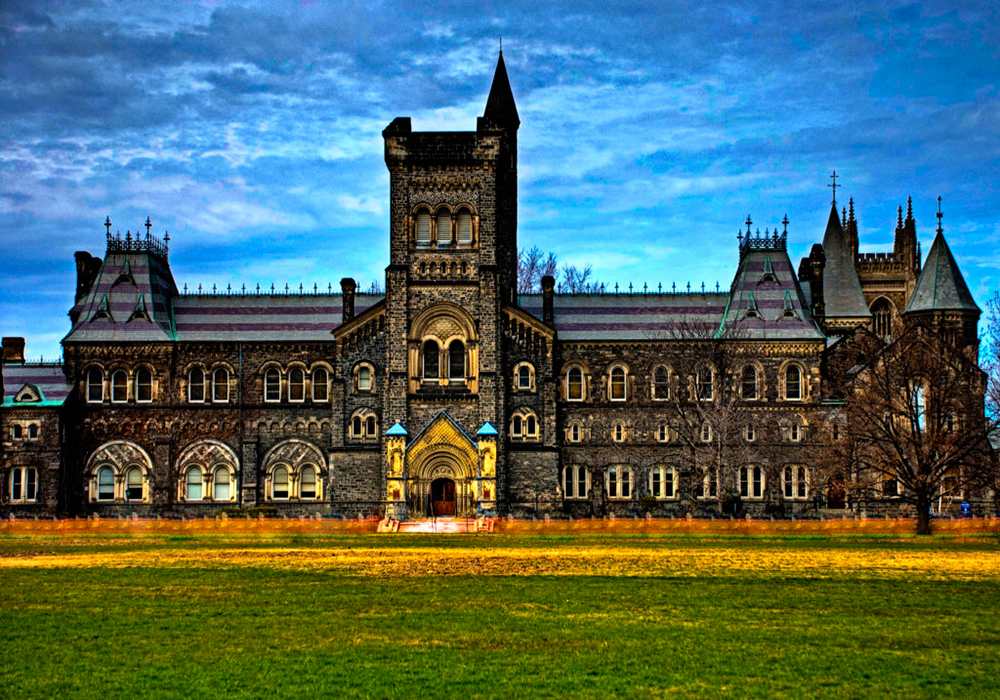 I will be spending the next month at the University of Toronto Faculty of Law as a Visiting Scholar. If you are around, feel free to reach out!

#universityoftoronto
#UofTlaw @UofTLaw