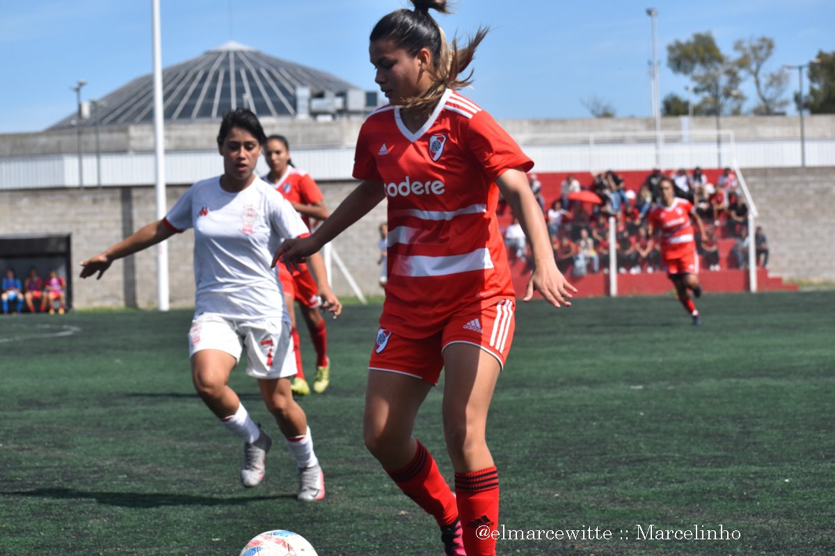 Melissaf tweet media