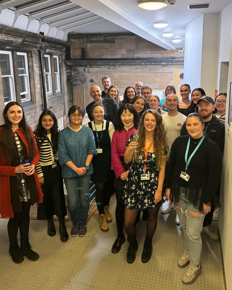 Chloé Gulliver (@chloegulliver) on Twitter photo So so happy to have passed my PhD viva on Friday and become Dr. Gulliver 🥰 thank you so much to the examiners <a href="/DrHeatherGJ/">Heather GJ</a> and <a href="/dhmpdeRus/">Don Maurice</a> for a very insightful discussion, and thank you so much to <a href="/baillie_lab/">Baillie Lab</a> and <a href="/gbma25/">George Baillie</a> for everything over the past four years 🥳 👩⚕️so grateful So so happy to have passed my PhD viva on Friday and become Dr. Gulliver 🥰 thank you so much to the examiners <a href="/DrHeatherGJ/">Heather GJ</a> and <a href="/dhmpdeRus/">Don Maurice</a> for a very insightful discussion, and thank you so much to <a href="/baillie_lab/">Baillie Lab</a> and <a href="/gbma25/">George Baillie</a> for everything over the past four years 🥳 👩⚕️so grateful