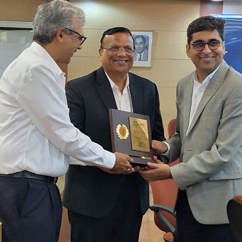 ICMR designates KEM Hospital Research Centre Pune as a Collaborating Centre of Excellence (CCoE). 🎉🎉🎉 As a CCoE we aim to lead and contribute to nationally important initiatives in biomedical and public health research by @ICMRDELHI in the coming years. #CCoE #PublicHealth
