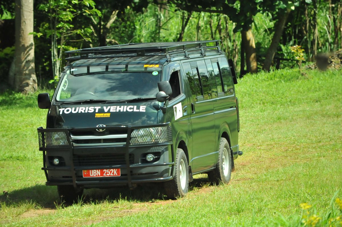 TwinDominic_'s tweet image. Vans available for hire. Both selfdrive and with a driver. Call/whatsapp 0700487423. Thank you