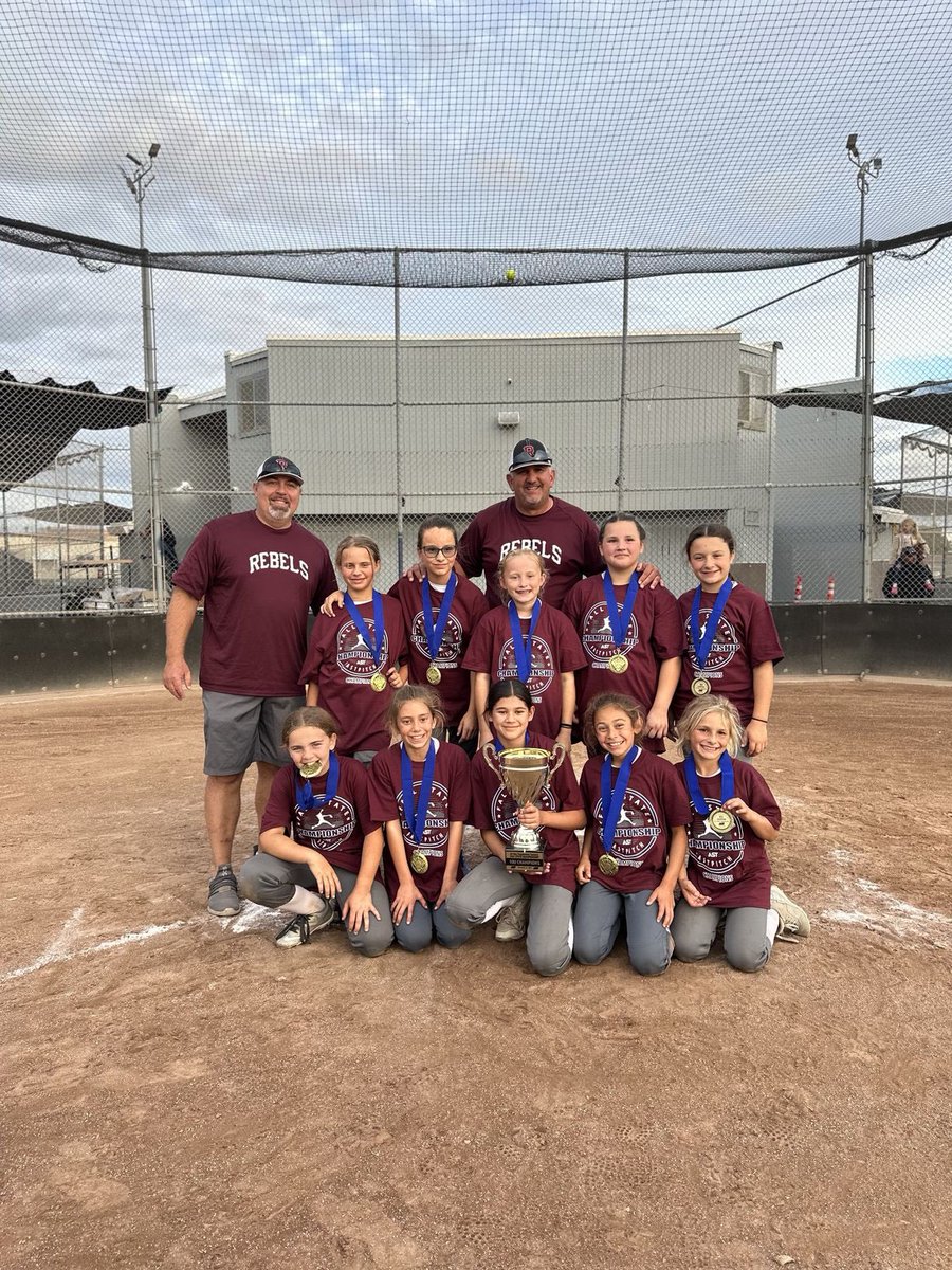AST Fall State 10u Champs! 6-5 win over the CA Breeze. I couldn’t be more proud of them. ❤️🥹
⁦<a href="/Jddickinson26/">Jackie Dickinson</a>⁩ ⁦<a href="/R3belWithACause/">LeeAnneDra Marchese</a>⁩