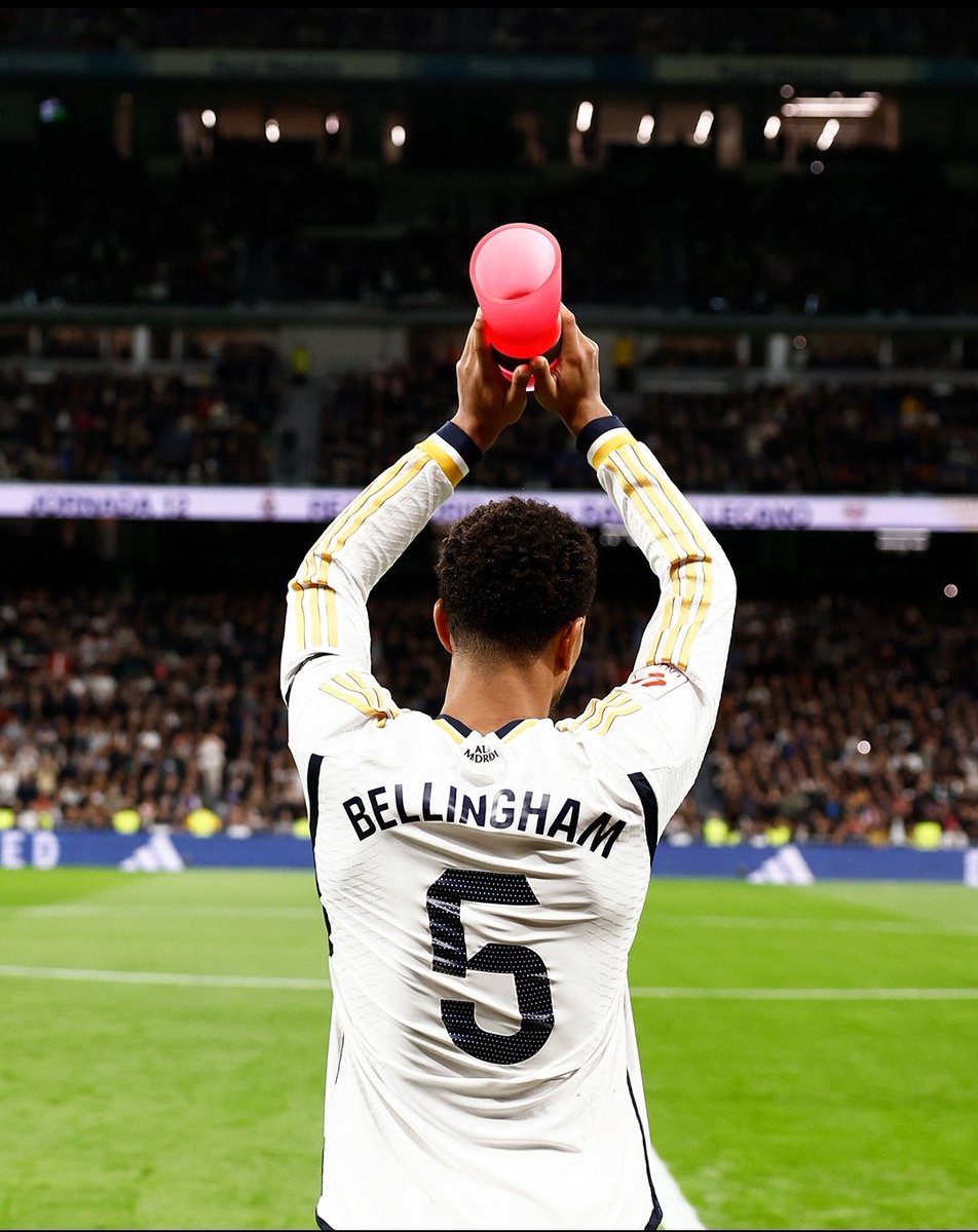 yayakoni29's tweet photo. 1 trận hòa trong ngày mà cậu Be không thể nổ súng
#RealMadrid 
#LaLiga https://t.co/HtvloeJFgx