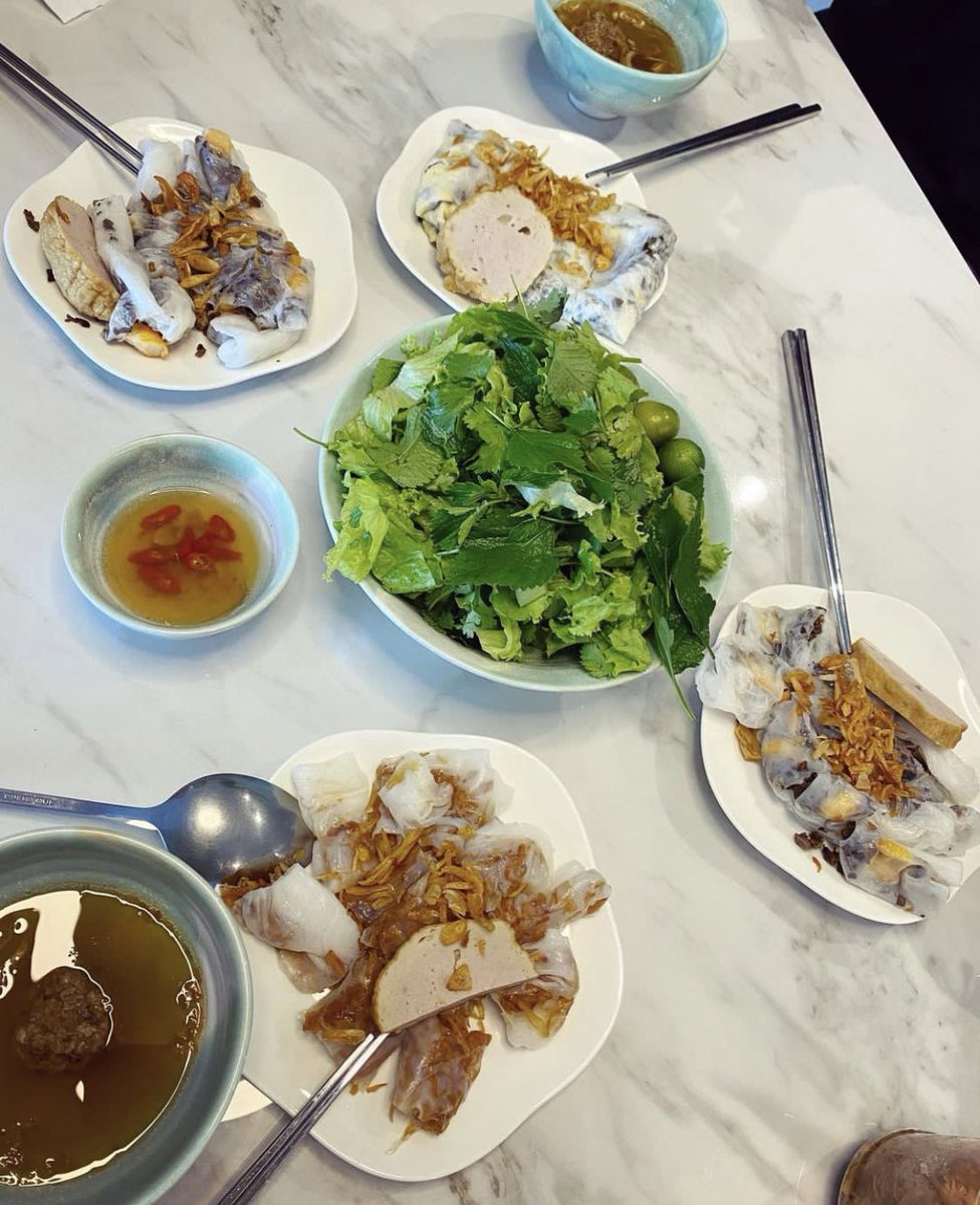 DaysLetha13292's tweet photo. Nếu bạn chưa ăn bánh cuốn Hải Phòng thì chắc chắn bạn vẫn chưa biết thế nào là bánh cuốn đâu kkk 😝 https://t.co/otEXYsYz3m