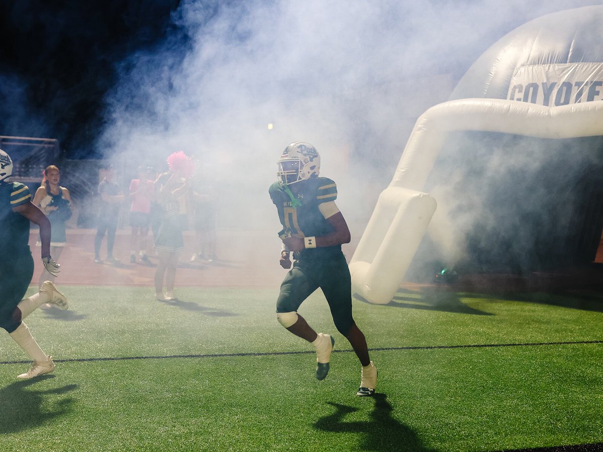Daylan Chichester (@daylan_chit) on Twitter photo Senior season highlight tape! Blessed!!
<a href="/FootballCoyotes/">Skyline Coyotes Football</a> <a href="/ndcoachhuber/">Steve Huber</a>
<a href="/aschiermyer/">Adam Schiermyer</a> <a href="/gridironarizona/">Gridiron Arizona</a> <a href="/DBCoachGaddis/">Cam Gaddis</a>
hudl.com/v/2MSViX Senior season highlight tape! Blessed!!
<a href="/FootballCoyotes/">Skyline Coyotes Football</a> <a href="/ndcoachhuber/">Steve Huber</a>
<a href="/aschiermyer/">Adam Schiermyer</a> <a href="/gridironarizona/">Gridiron Arizona</a> <a href="/DBCoachGaddis/">Cam Gaddis</a>
hudl.com/v/2MSViX