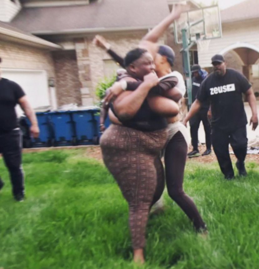 everythingbla13's tweet image. Rollie this is what you look like sorry for this women