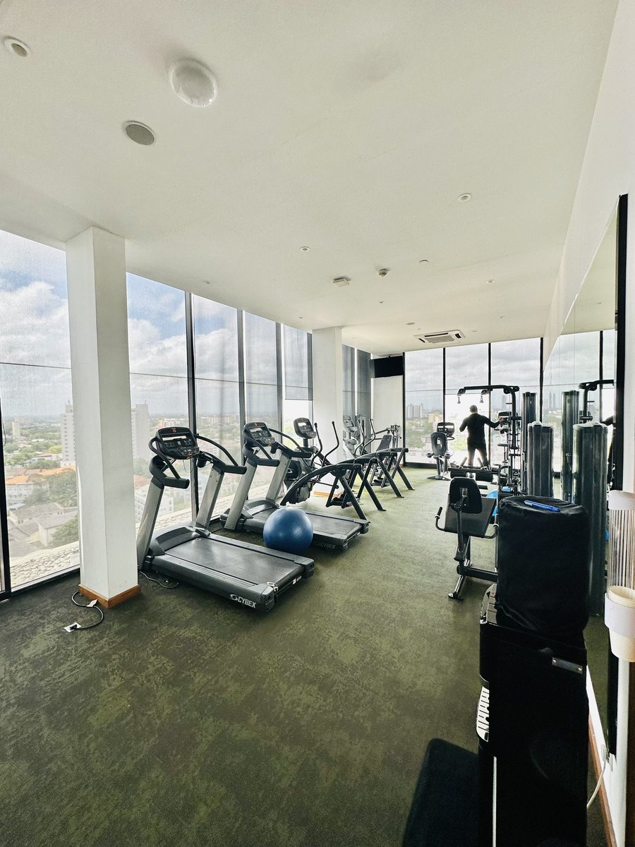 Exp_Cad's tweet photo. Gym @jetwingc7 🏋🏻‍♀️

July 22, 2023
⠀
Youtube: https://t.co/FdjhfqNIE0
Instagram: https://t.co/2fpdqlQSoX

#colombo #travel #summer #srilanka #srilankan #jetwing https://t.co/2ZWfYEWkwr