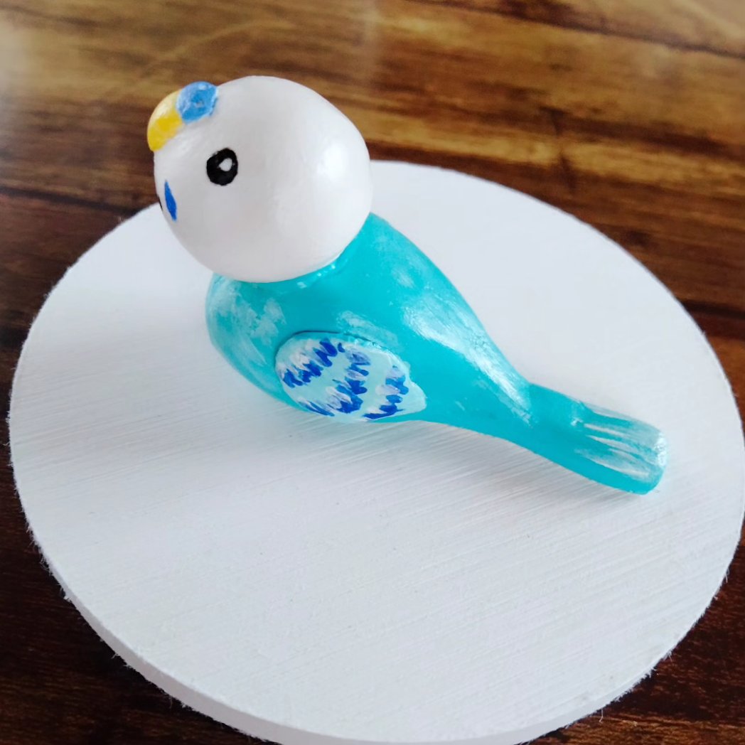 fuwari_kobo's tweet photo. セキセイインコさんの置物を作りました🐣
のちほどminne、creemaに出品予定ですが、DM販売も可能です
気になる方はお気軽にDMください😆🌼
かわいーよーー♡
#セキセイインコ
#セキセイインコブルー
#ふわり工房
#石塑粘土
#置物 https://t.co/vrwdeftQvm