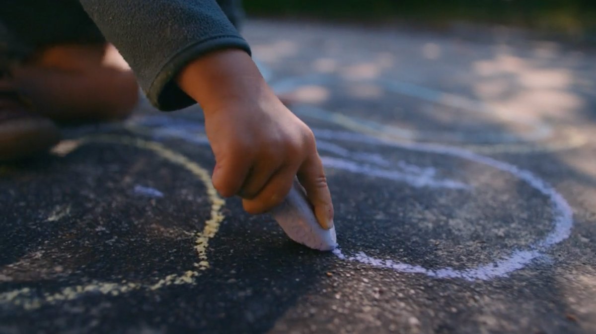 Blackmagic_News's tweet image. Cinematographer Florent Piovesan completed 3:2 6K (6048 x 4032) tests in a French garden on the new Blackmagic Cinema Camera 6K using a Sirui Full Frame 24mm. Blackmagic RAW and color graded clips from DaVinci Resolve are available for download at blackmagicdesign.com/products/black…