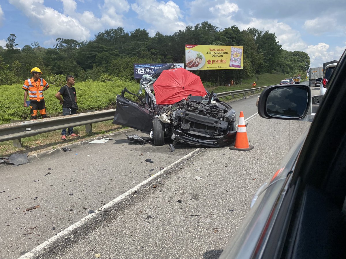 bobmudy's tweet photo. @astrotraffic Bad accident.. https://t.co/f6dfmls87u