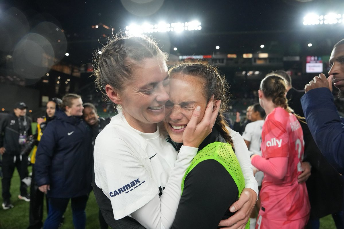 Victory in Portland. 🖤