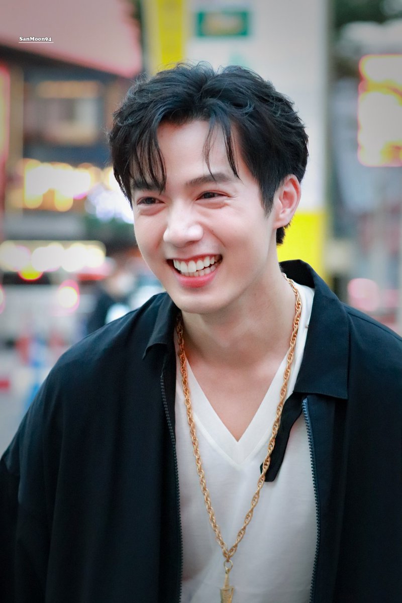 sanmoon948's tweet photo. [021123] ~ 😊

❤️✨

#JOBBIIJOB 
#JobThuchapon #จ็อบธัชพล
#bt12thanniversary 
#yamaithailand 
#BEAUTRIUM12th 
#theBEAUTRIUM https://t.co/NBoSinO5w4