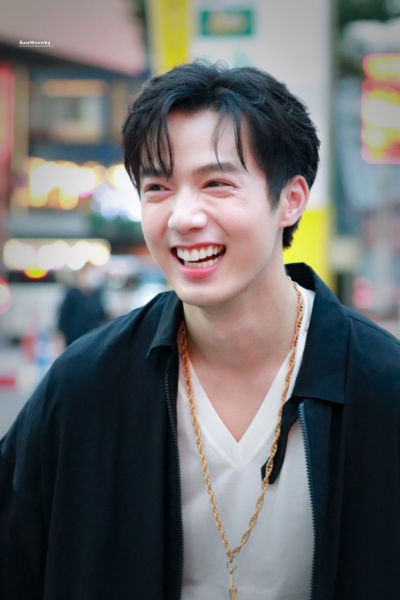 sanmoon948's tweet photo. [021123] ~ 😊

❤️✨

#JOBBIIJOB 
#JobThuchapon #จ็อบธัชพล
#bt12thanniversary 
#yamaithailand 
#BEAUTRIUM12th 
#theBEAUTRIUM https://t.co/NBoSinO5w4