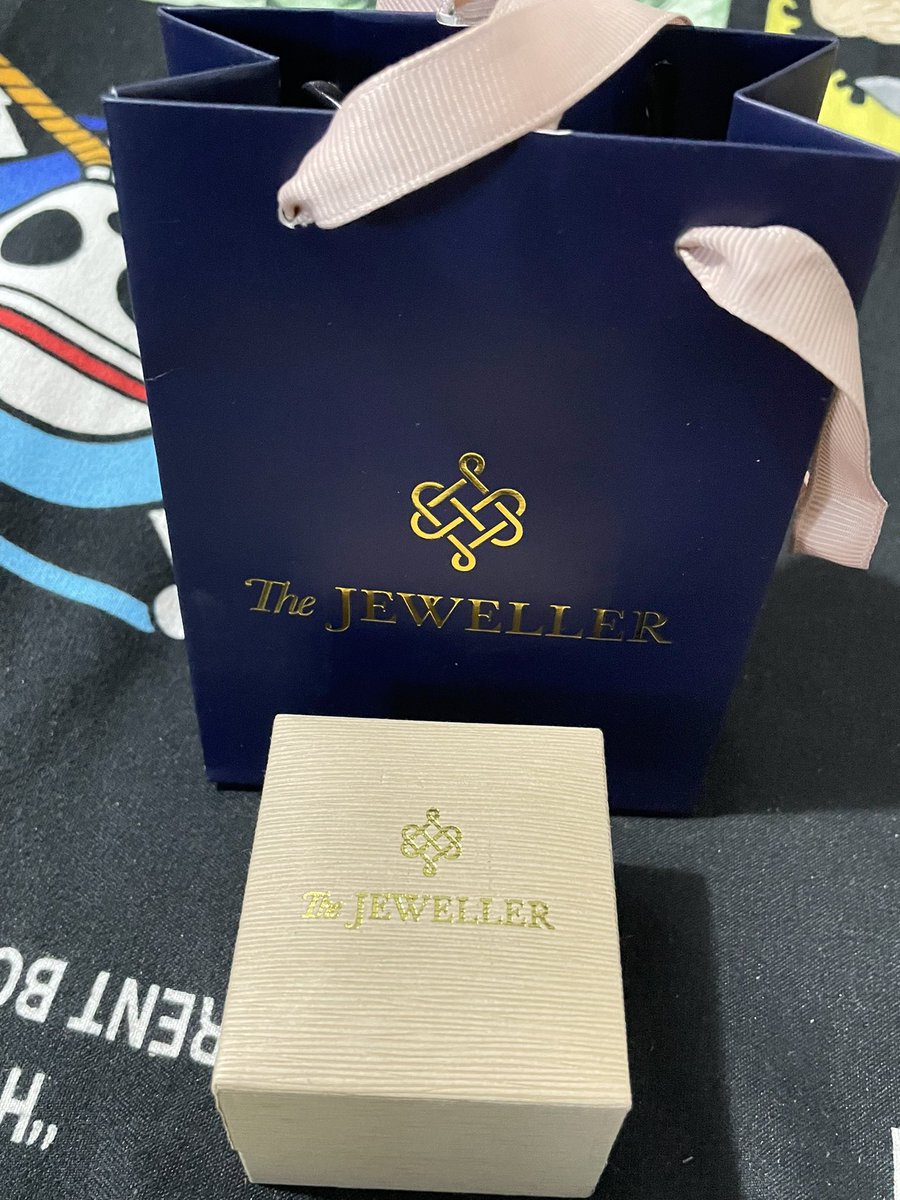 MarkHanBernardo's tweet photo. Another token of achieving another goal in life❤️
Thank you LORD for everything! I felt so blessed❤️😬😁🦷💎 https://t.co/ylxt5wfcnf