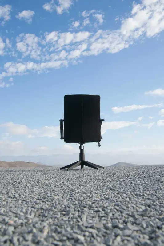 holographtech's tweet photo. The office, what's its purpose now? Find out in this Forbes article on the changing workplace dynamics: https://t.co/AerqSO58Ta #OfficeTrends #WorkplaceChanges https://t.co/Vv8rpob2jt