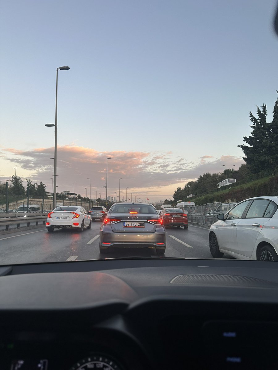 Trafiğin peydah olduğu yer 😑