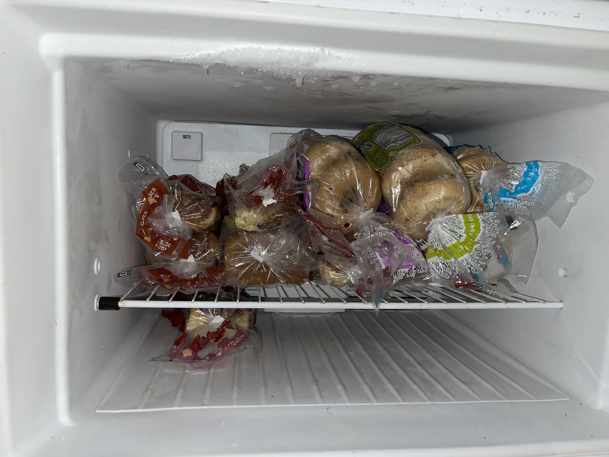 illviews369's tweet photo. Food insecurity is a reality for many people across the world…I’m doing my part and I hope you’re inspired to do yours in your own way. Shoutout to BuddySystemMIA and their Miami Community Fridge project 🙏🏼💙➕
•
#EndFoodInsecurity
#BuddySystemMIA
#MiamiCommunityFridge https://t.co/UVKfVCTAur