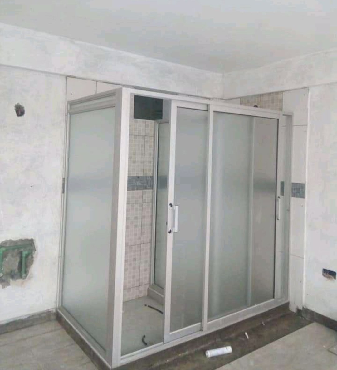 Aluminium frame shower cubicles for homes, hotels, boarding schools, hospital wards etc.

𝗖𝗮𝗹𝗹/𝘄𝗵𝗮𝘁𝘀𝗮𝗽𝗽 𝟬𝟳𝟭𝟮𝟳𝟯𝟰𝟵𝟰𝟲