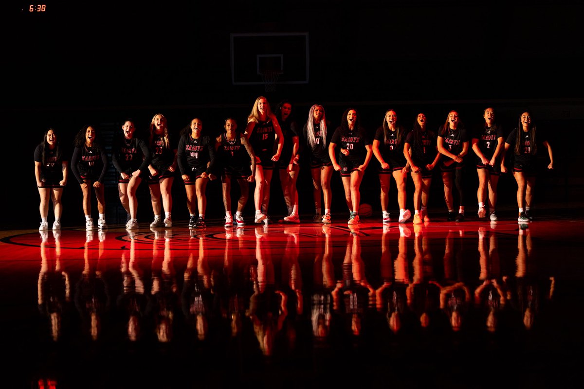 akilahiimani's tweet image. 🏡⚔️🏀 
#gosaints