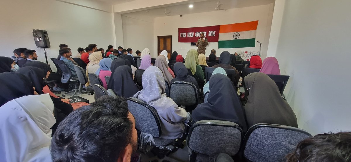 #IndianArmy Organised Cyber Fraud awareness drive with students of Polytechnic College at Karihama.
#IndianArmy
#Kashmir
#ProsperousKashmir
#NayaKashmir
#Healthykashmir
#Youthofkashmir
#Cyberfraudalert
#Cyberhygiene